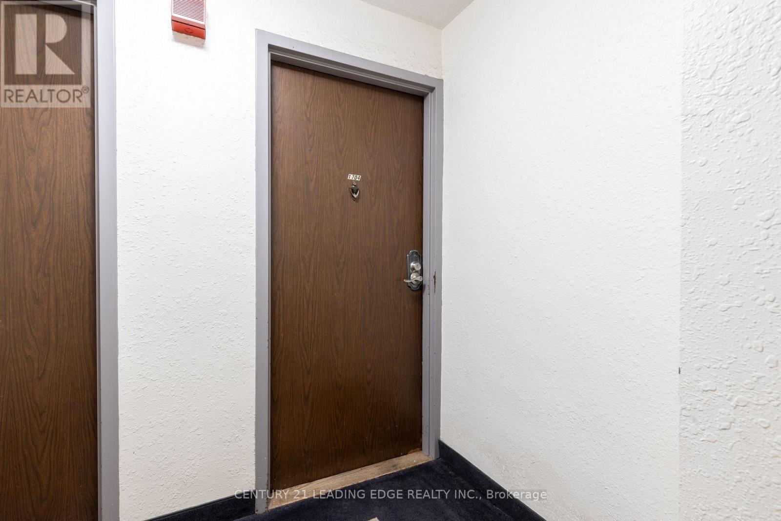 1704 - 270 Palmdale Drive, Toronto, Ontario  M1T 3N8 - Photo 3 - E12473682