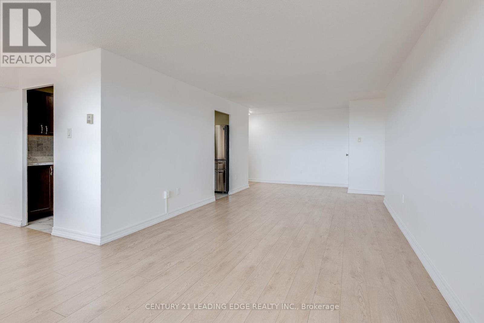 1704 - 270 Palmdale Drive, Toronto, Ontario  M1T 3N8 - Photo 8 - E12473682