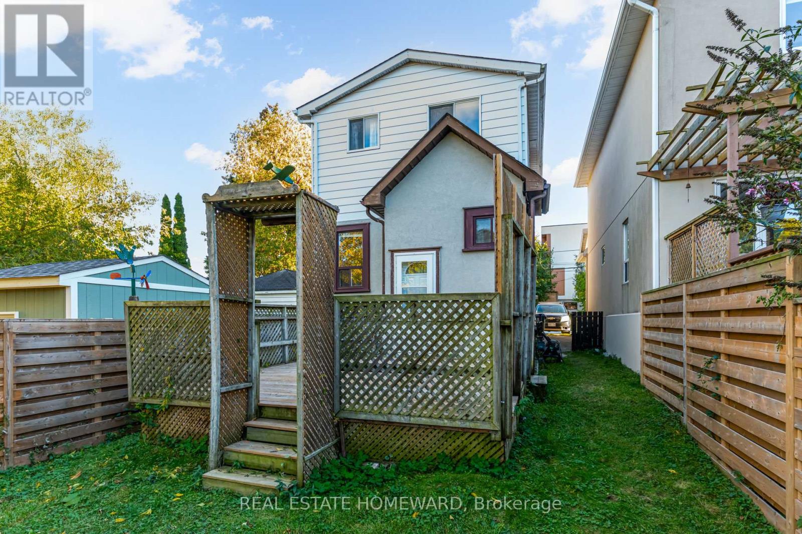 132 Hollis Avenue, Toronto, Ontario  M1N 2C8 - Photo 19 - E12473689