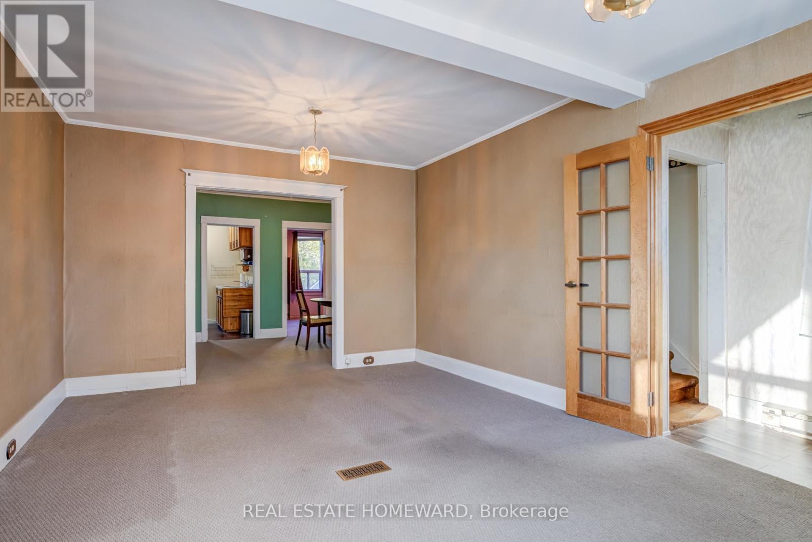 132 Hollis Avenue, Toronto, Ontario  M1N 2C8 - Photo 4 - E12473689