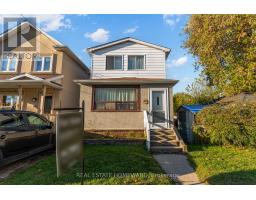 132 HOLLIS AVENUE, Toronto, Ontario