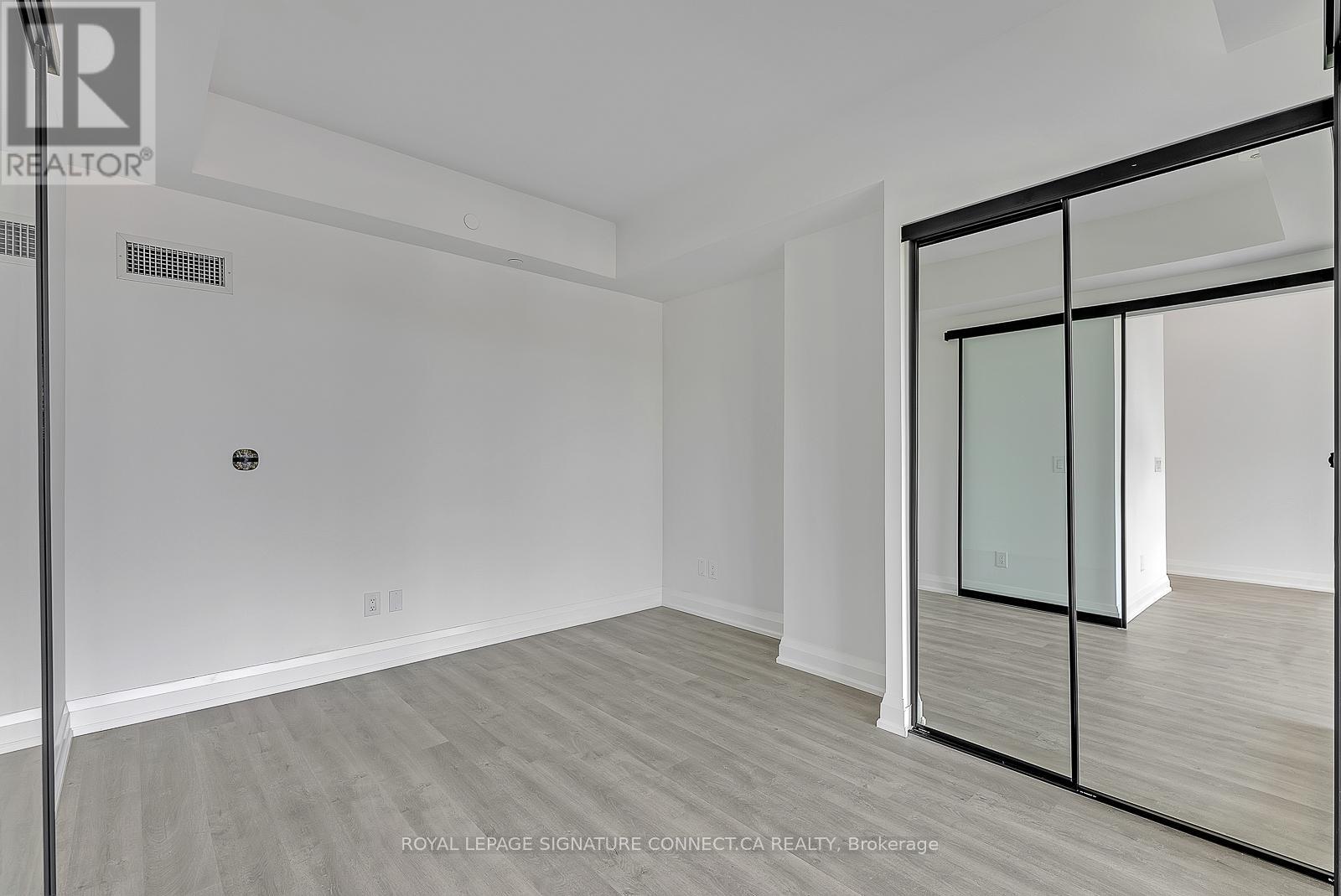 403 - 2369 Danforth Avenue, Toronto, Ontario  M4C 0B1 - Photo 11 - E12473699