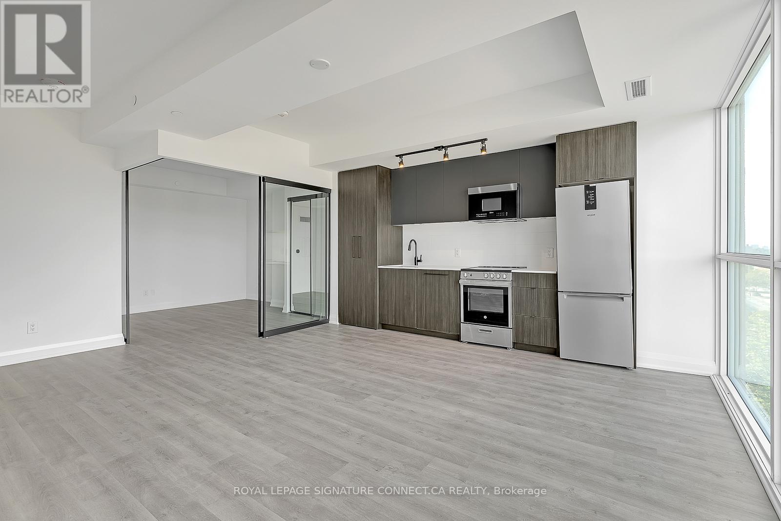 403 - 2369 Danforth Avenue, Toronto, Ontario  M4C 0B1 - Photo 8 - E12473699
