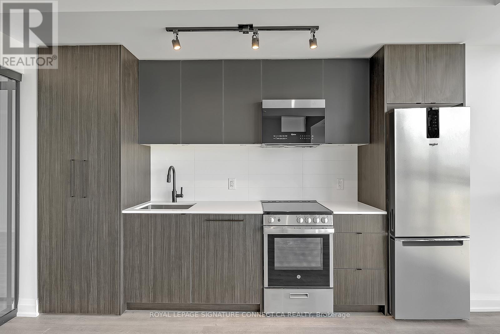 403 - 2369 Danforth Avenue, Toronto, Ontario  M4C 0B1 - Photo 9 - E12473699