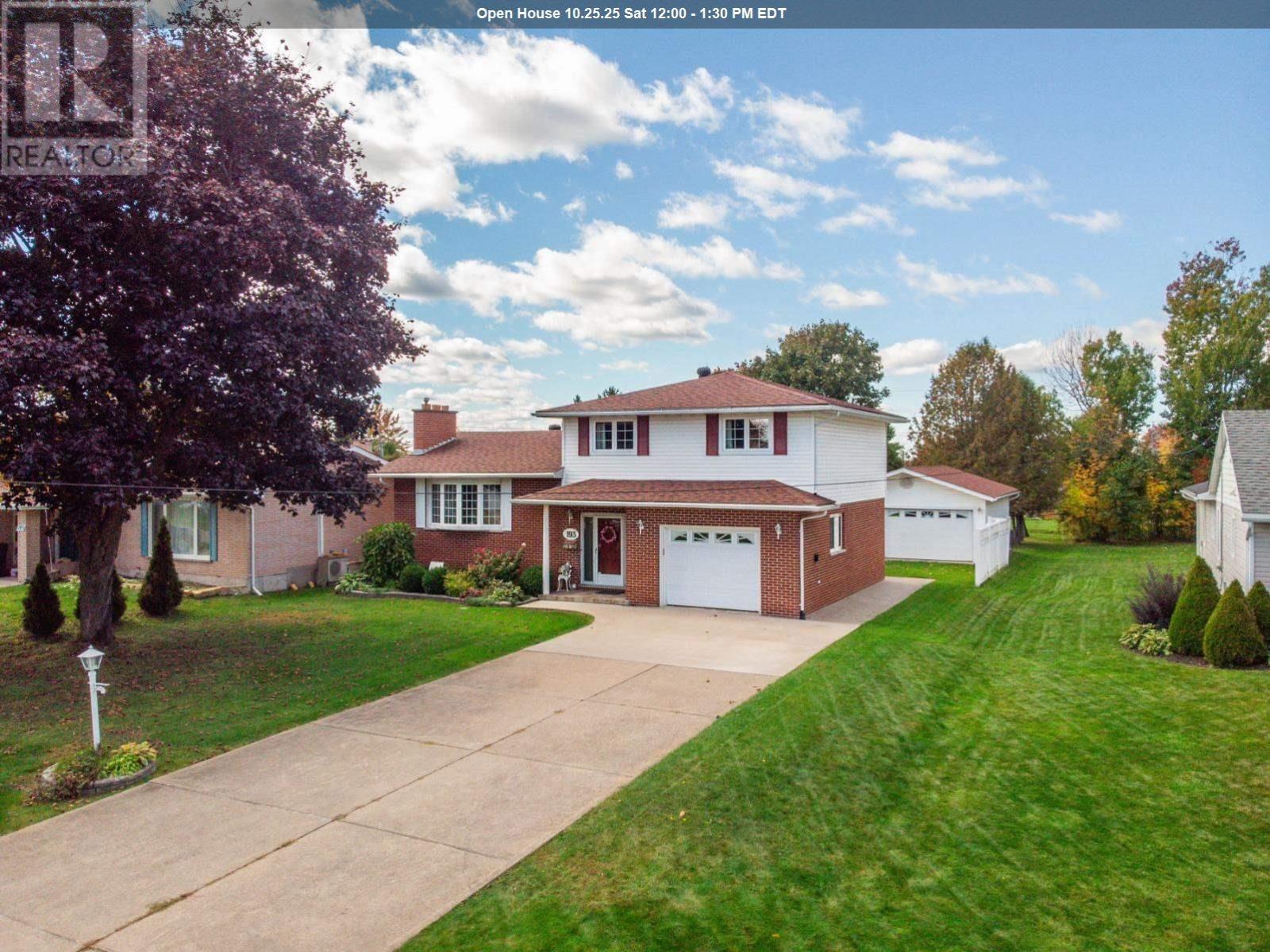 193 Reid St, Sault Ste. Marie, Ontario  P6B 4T8 - Photo 1 - SM252982