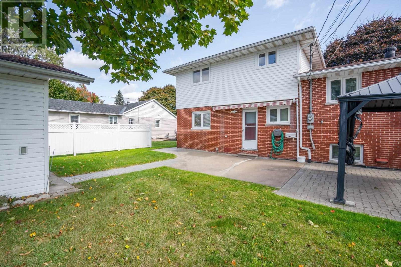 193 Reid St, Sault Ste. Marie, Ontario  P6B 4T8 - Photo 48 - SM252982