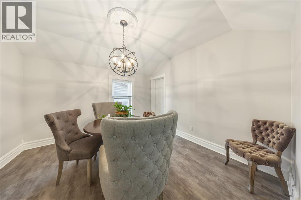 374 Kerby Street, Petrolia, Ontario  N0N 1R0 - Photo 13 - 25026689