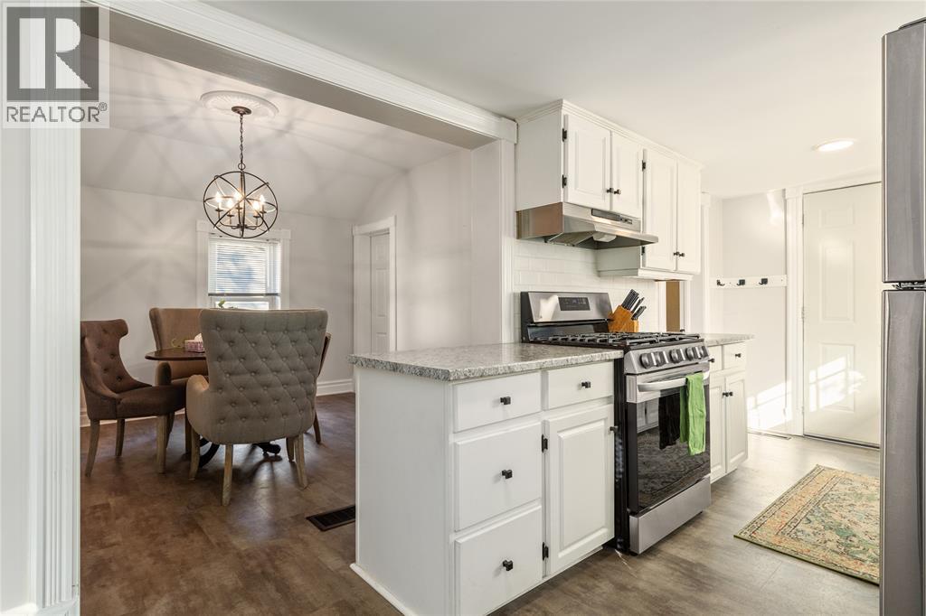 374 Kerby Street, Petrolia, Ontario  N0N 1R0 - Photo 16 - 25026689