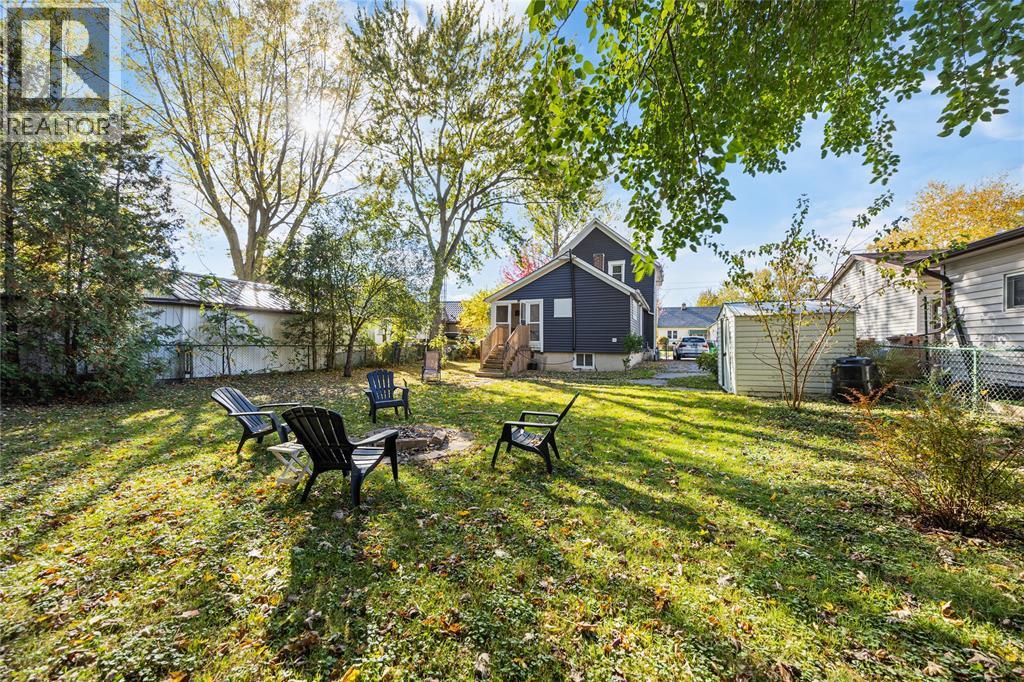 374 Kerby Street, Petrolia, Ontario  N0N 1R0 - Photo 7 - 25026689