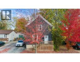 374 KERBY STREET, Petrolia, Ontario