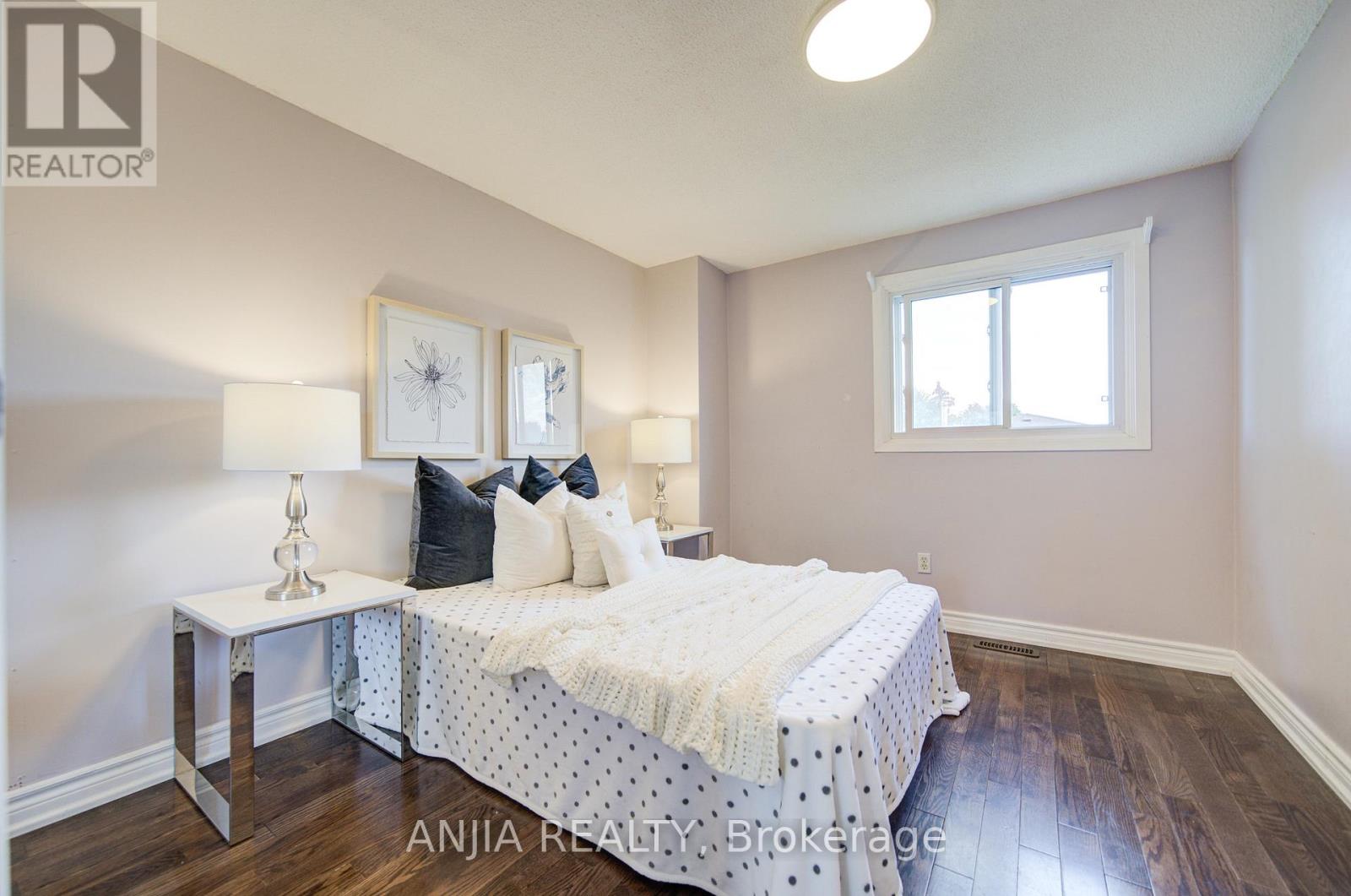 19 Dunbar Crescent, Markham, Ontario  L3R 6W9 - Photo 28 - N12473658