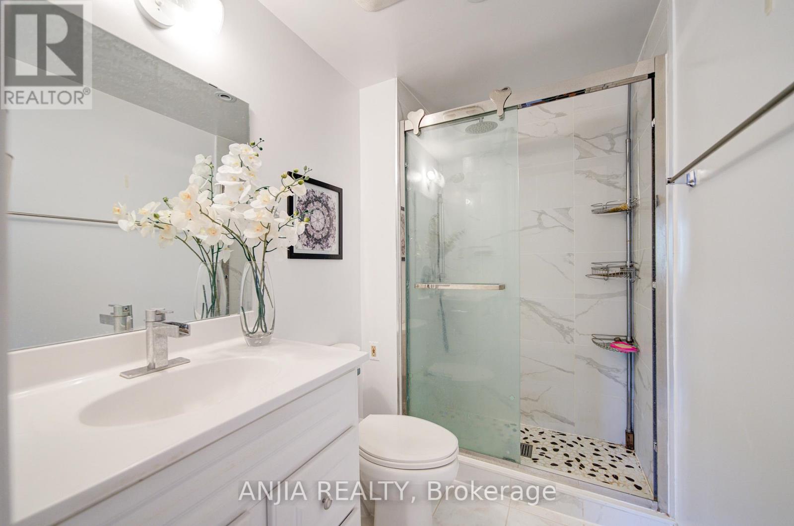 19 Dunbar Crescent, Markham, Ontario  L3R 6W9 - Photo 39 - N12473658