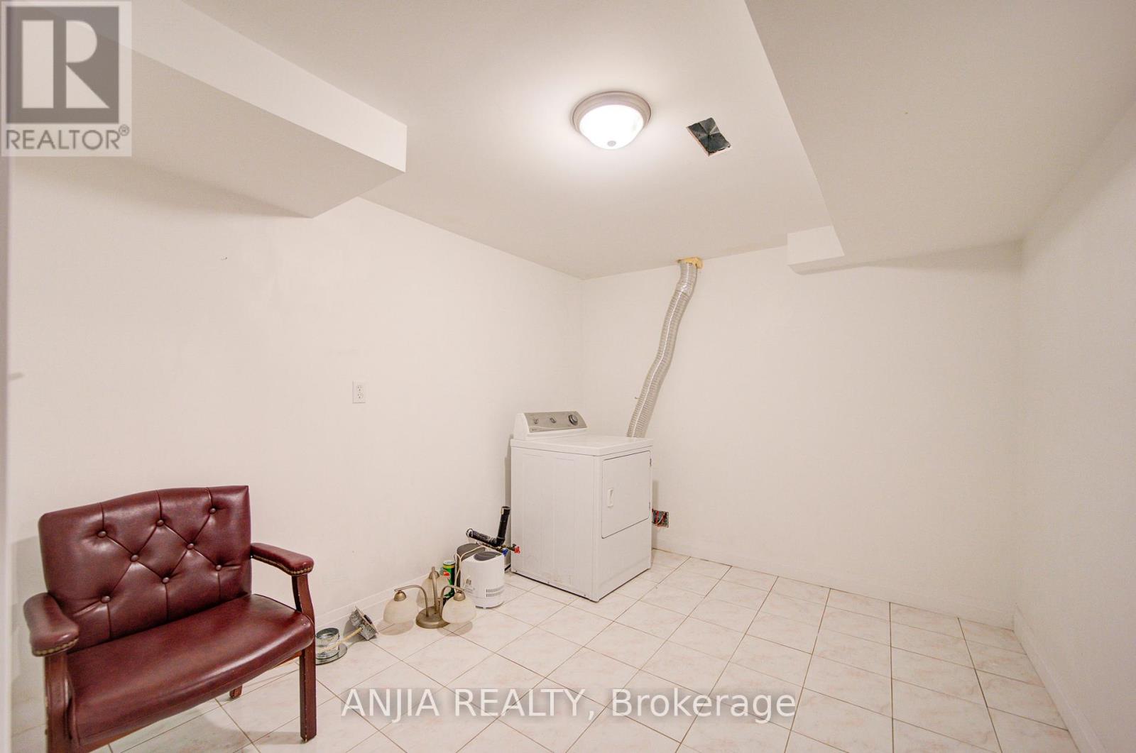 19 Dunbar Crescent, Markham, Ontario  L3R 6W9 - Photo 42 - N12473658