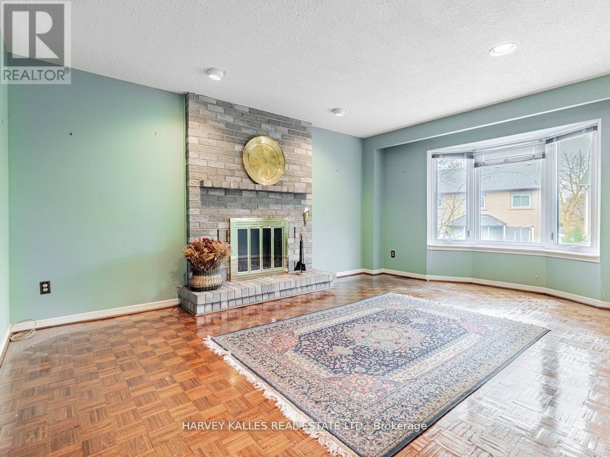 18 Finlayson Court W, Vaughan, Ontario  L4J 3B8 - Photo 11 - N12473664