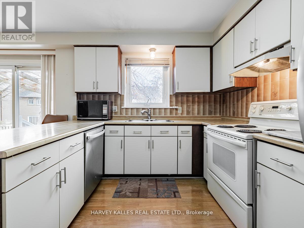 18 Finlayson Court W, Vaughan, Ontario  L4J 3B8 - Photo 19 - N12473664