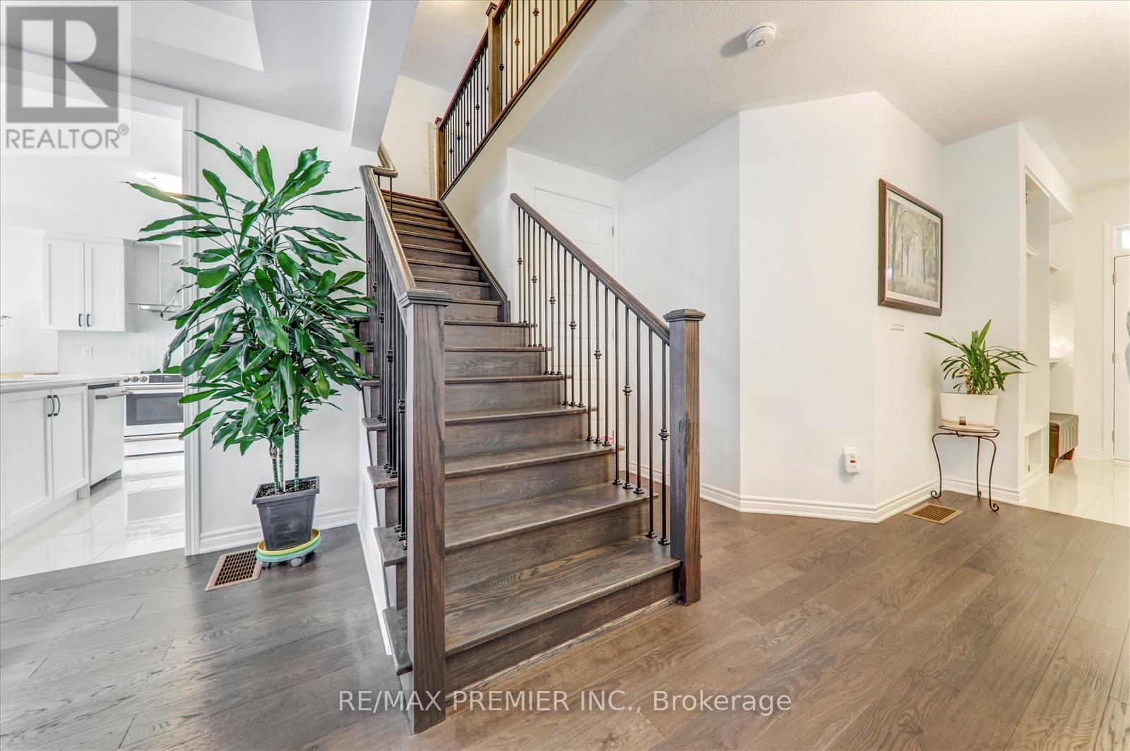 609 Mika Street, Innisfil, Ontario  L9S 0S2 - Photo 14 - N12473672