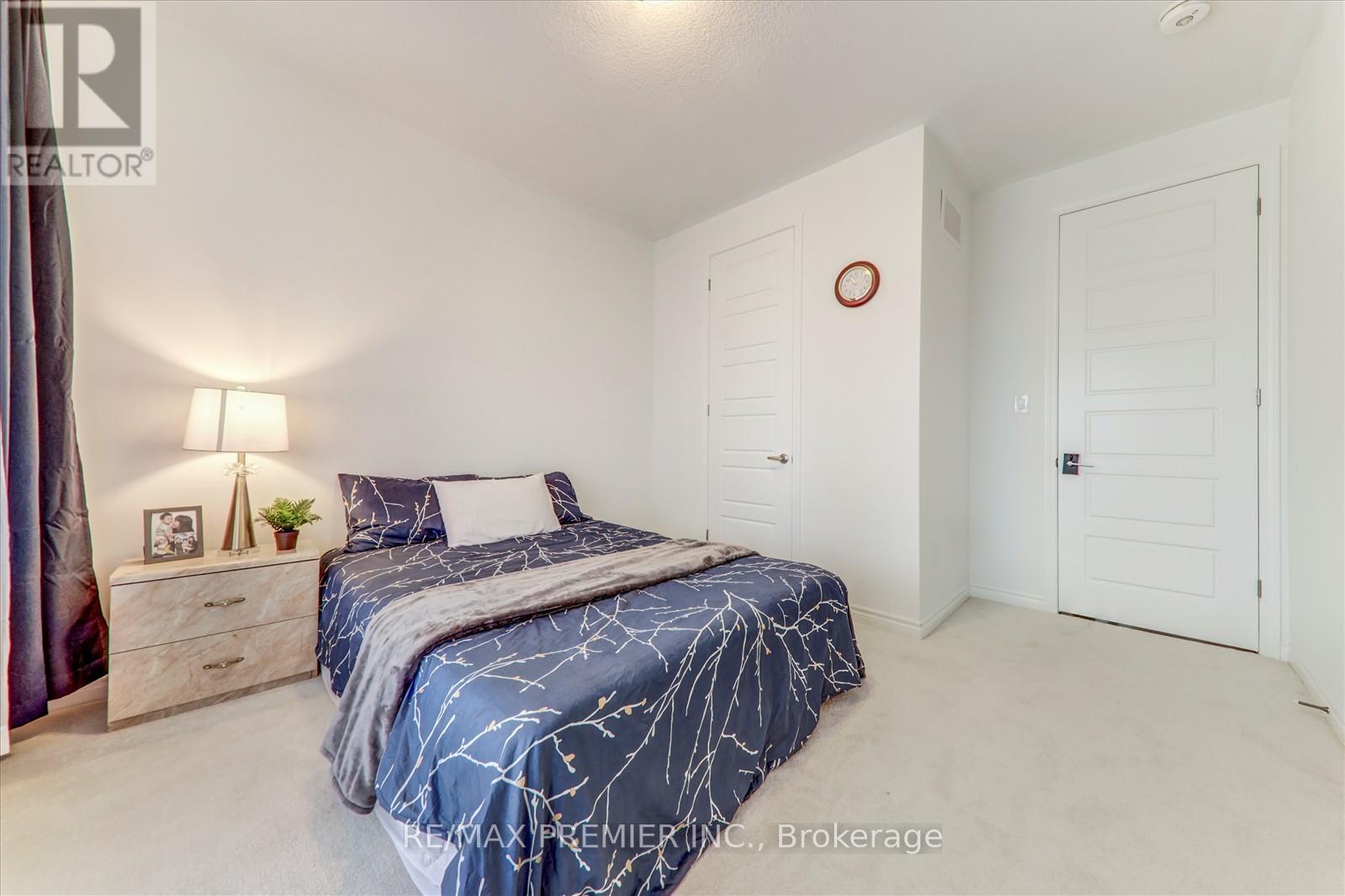 609 Mika Street, Innisfil, Ontario  L9S 0S2 - Photo 27 - N12473672