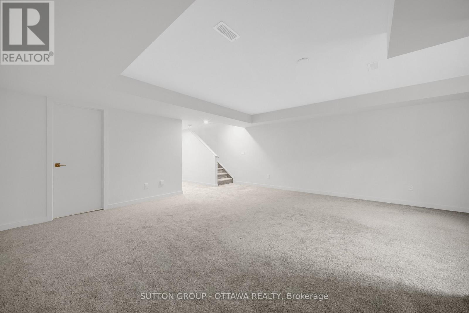 737 Acai Way, Ottawa, Ontario  K1X 0K1 - Photo 32 - X12407359