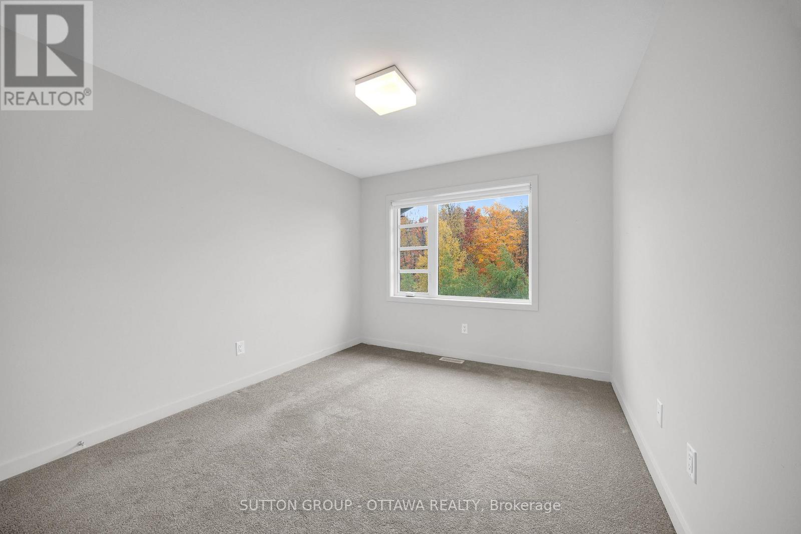 737 Acai Way, Ottawa, Ontario  K1X 0K1 - Photo 24 - X12407359
