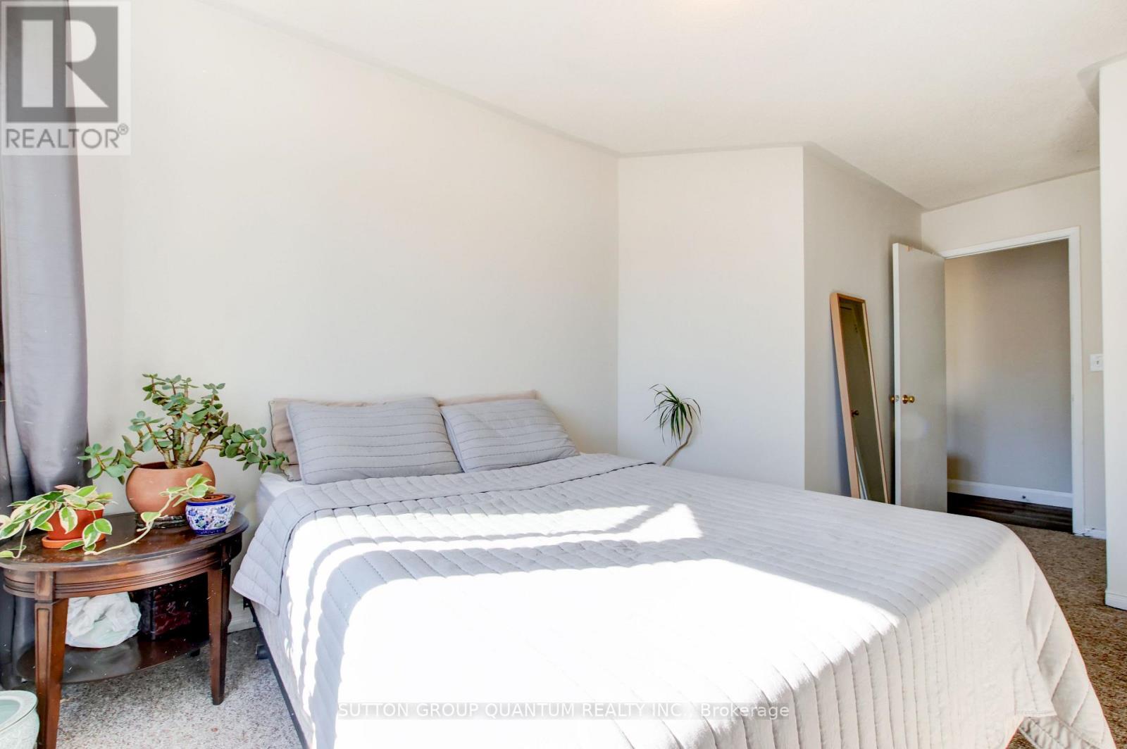 58 - 55 Barondale Drive, Mississauga, Ontario  L4Z 3P9 - Photo 18 - W12473627