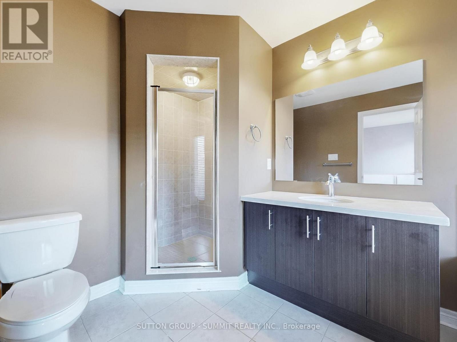 3050 Eberly Woods Drive, Oakville, Ontario  L6M 0T5 - Photo 24 - W12473634