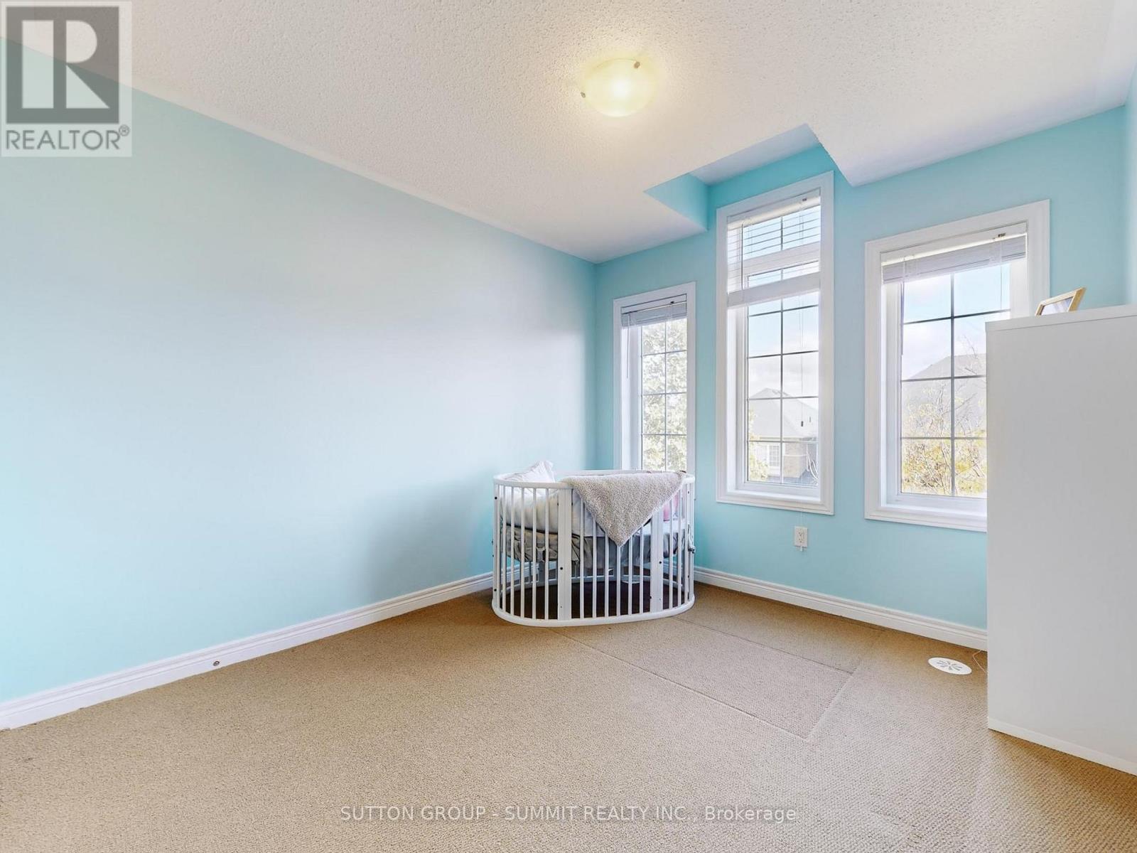 3050 Eberly Woods Drive, Oakville, Ontario  L6M 0T5 - Photo 30 - W12473634