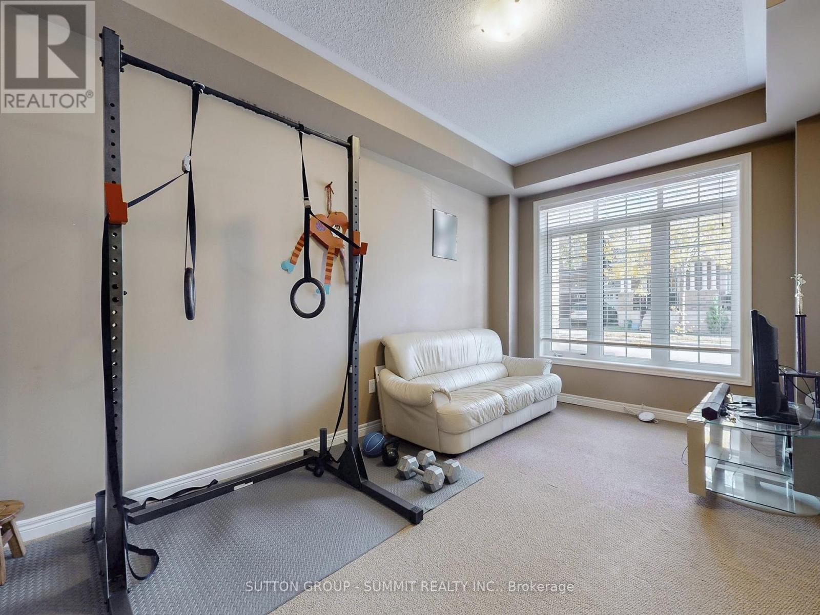 3050 Eberly Woods Drive, Oakville, Ontario  L6M 0T5 - Photo 36 - W12473634