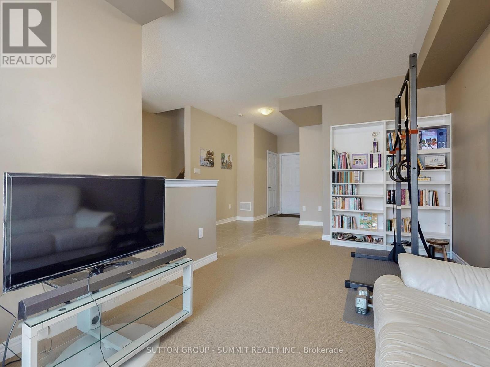 3050 Eberly Woods Drive, Oakville, Ontario  L6M 0T5 - Photo 38 - W12473634