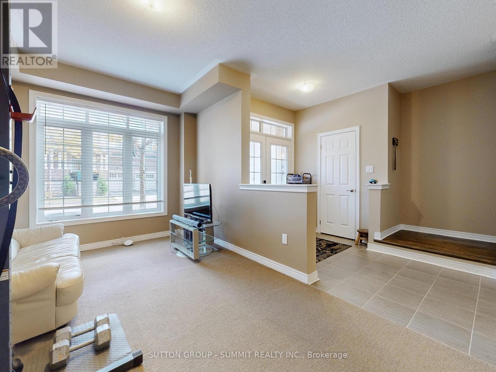 3050 Eberly Woods Drive, Oakville, Ontario  L6M 0T5 - Photo 39 - W12473634