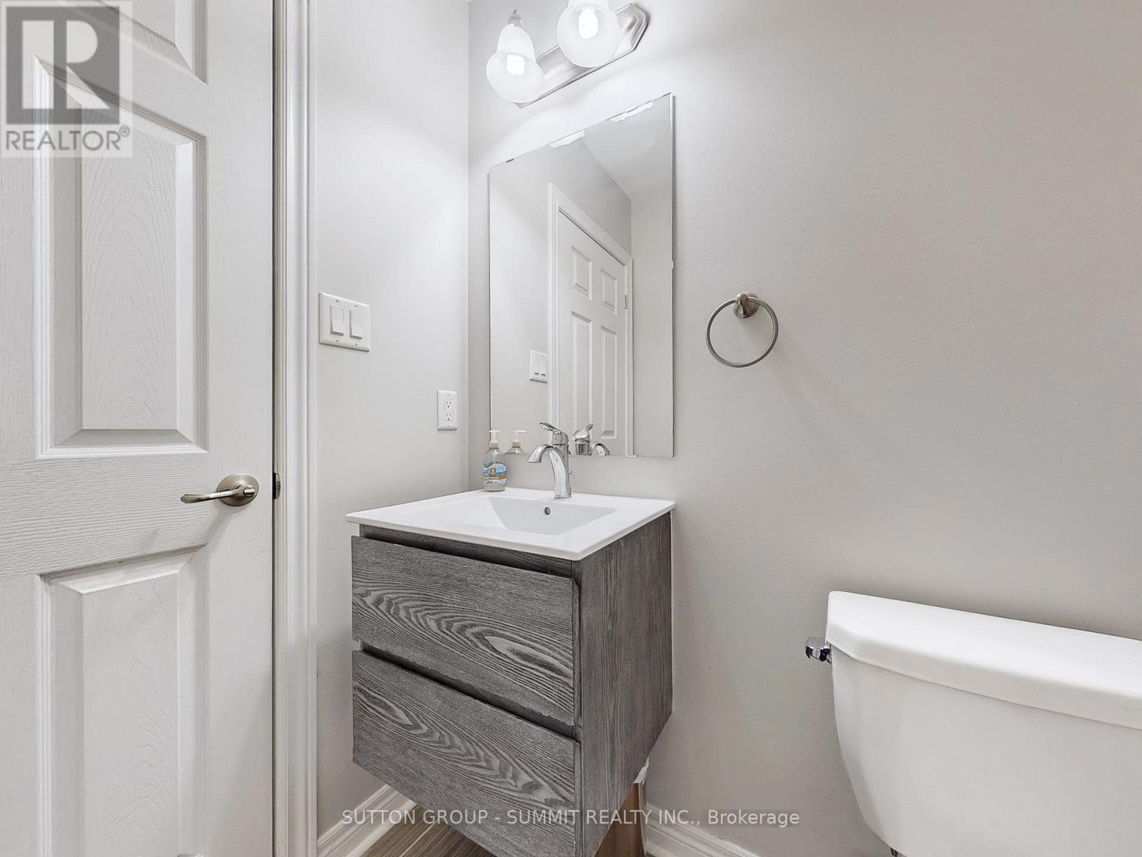 3050 Eberly Woods Drive, Oakville, Ontario  L6M 0T5 - Photo 42 - W12473634