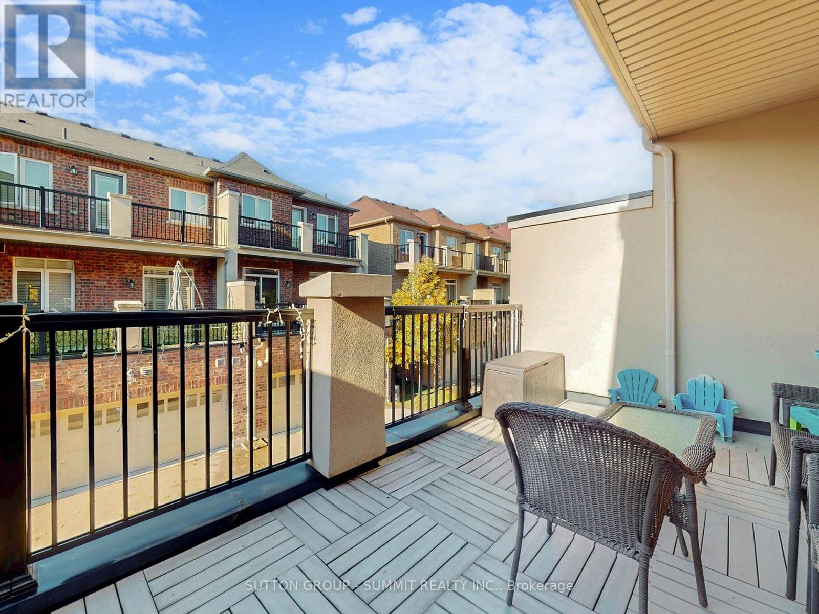 3050 Eberly Woods Drive, Oakville, Ontario  L6M 0T5 - Photo 46 - W12473634