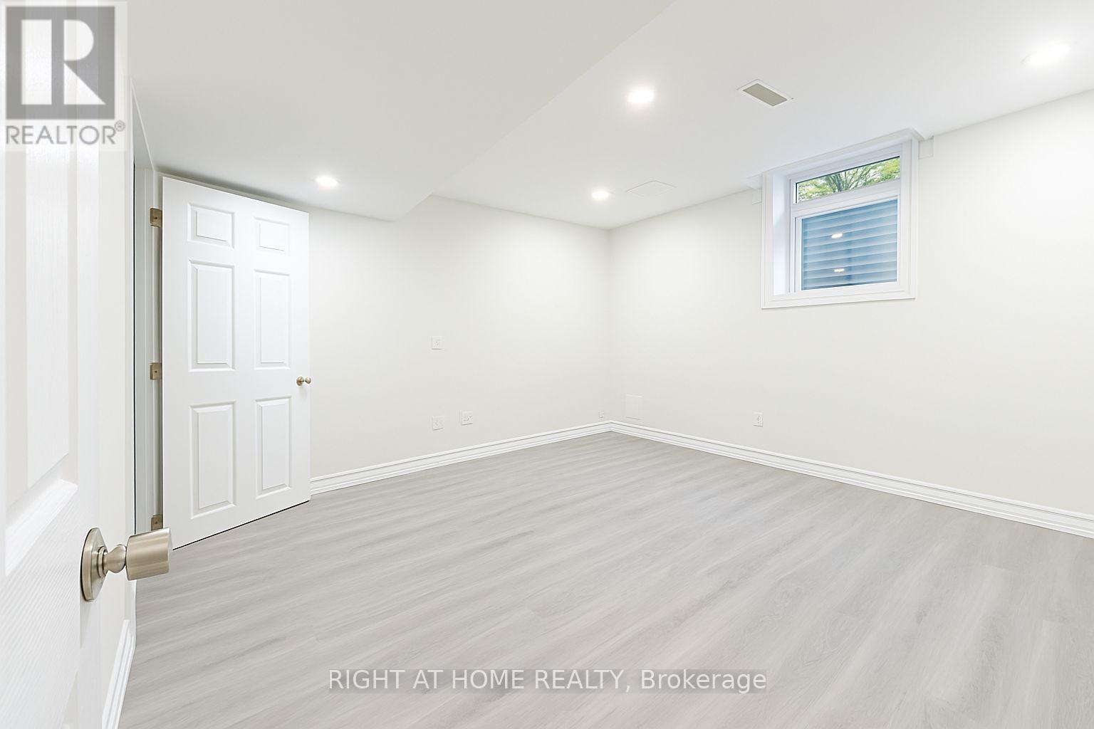 1584 Stevenson Acres, Milton, Ontario  L9T 5Z4 - Photo 6 - W12473635