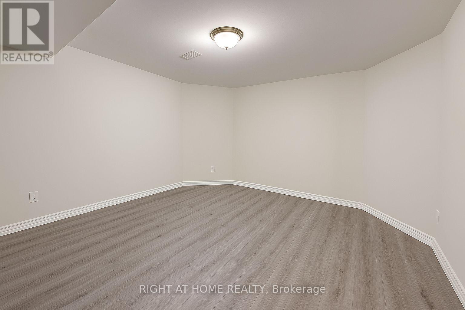 1584 Stevenson Acres, Milton, Ontario  L9T 5Z4 - Photo 8 - W12473635