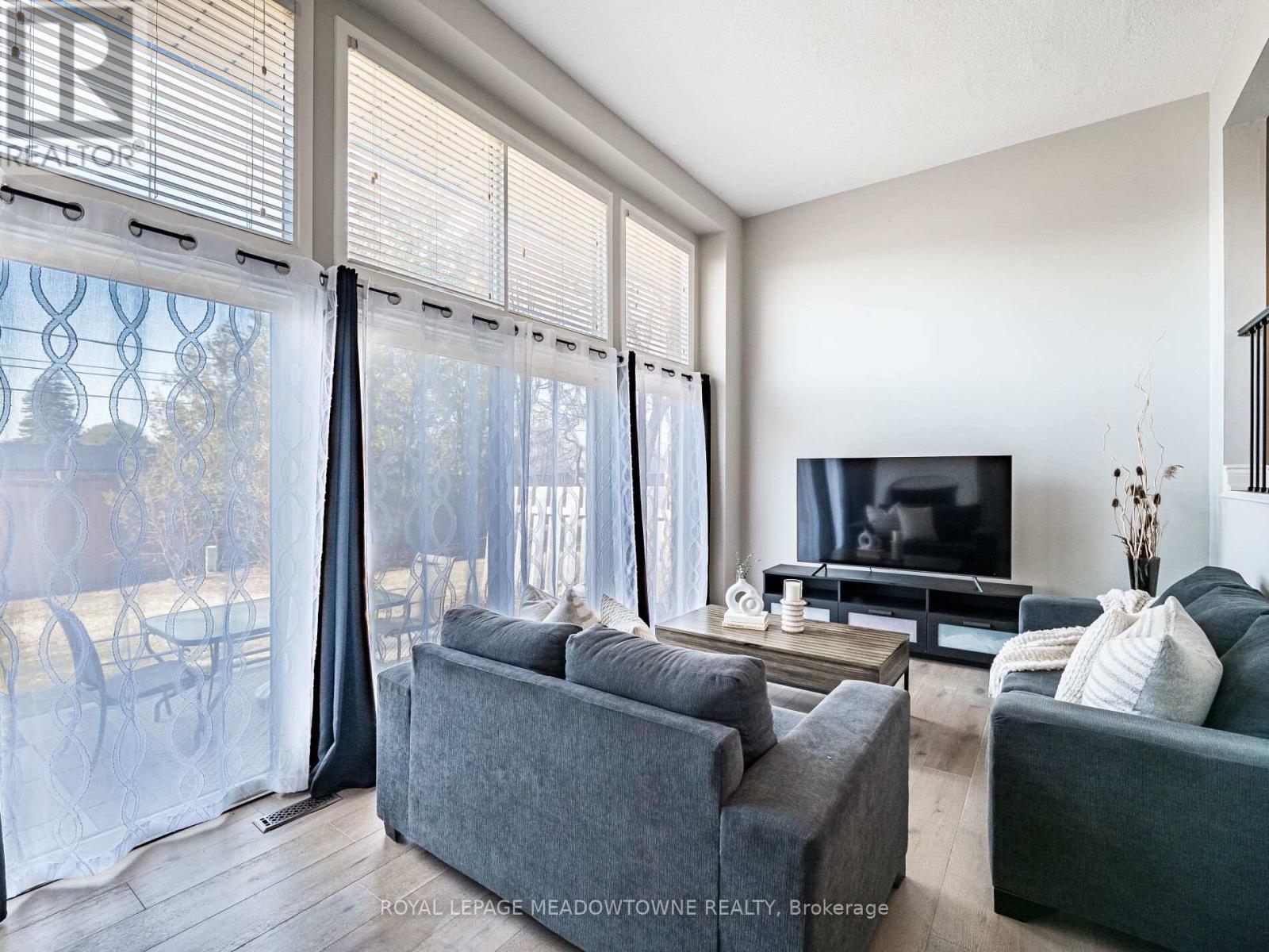 75 - 6780 Formentera Avenue, Mississauga, Ontario  L5N 2L1 - Photo 6 - W12473637