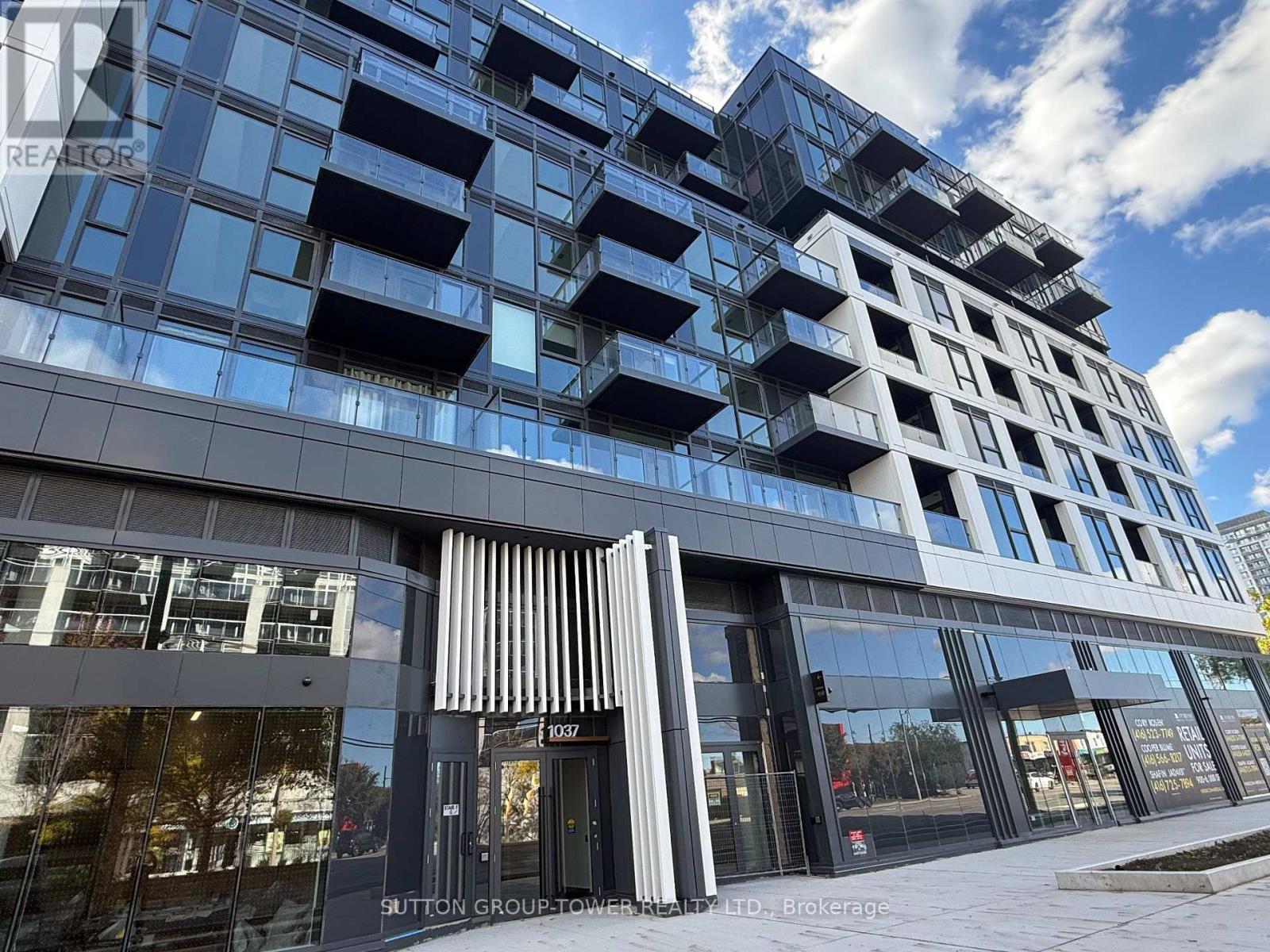 306 - 1037 THE QUEENSWAY, Toronto, Ontario