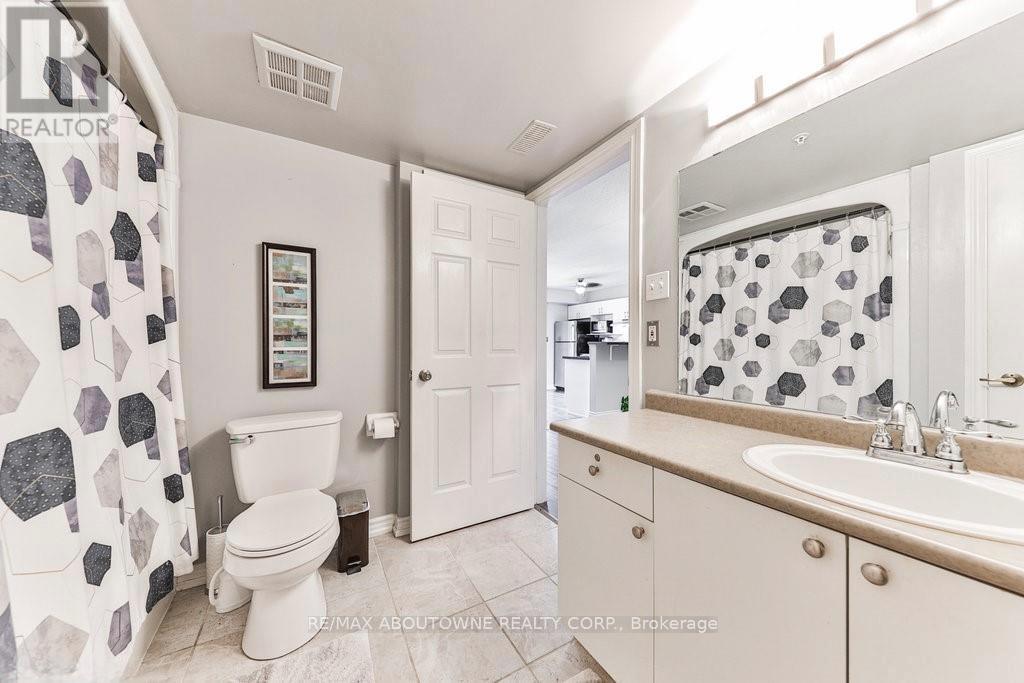 207 - 1421 Walkers Line, Burlington (Tansley), Ontario  L7M 4P4 - Photo 12 - W12473659