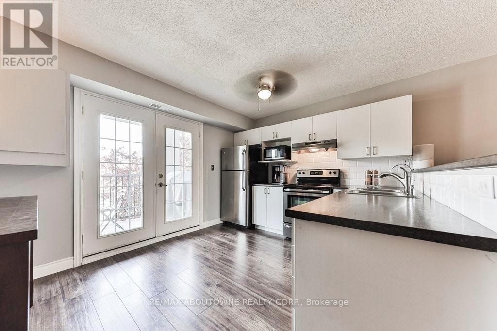 207 - 1421 Walkers Line, Burlington (Tansley), Ontario  L7M 4P4 - Photo 7 - W12473659