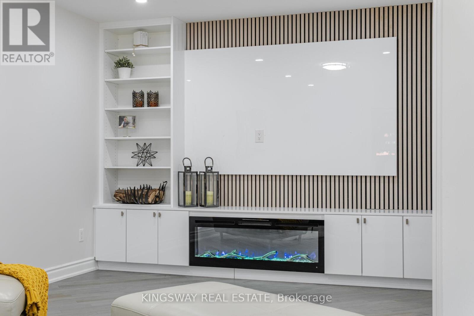 1008 Ceremonial Drive, Mississauga, Ontario  L5R 2Z7 - Photo 15 - W12473695
