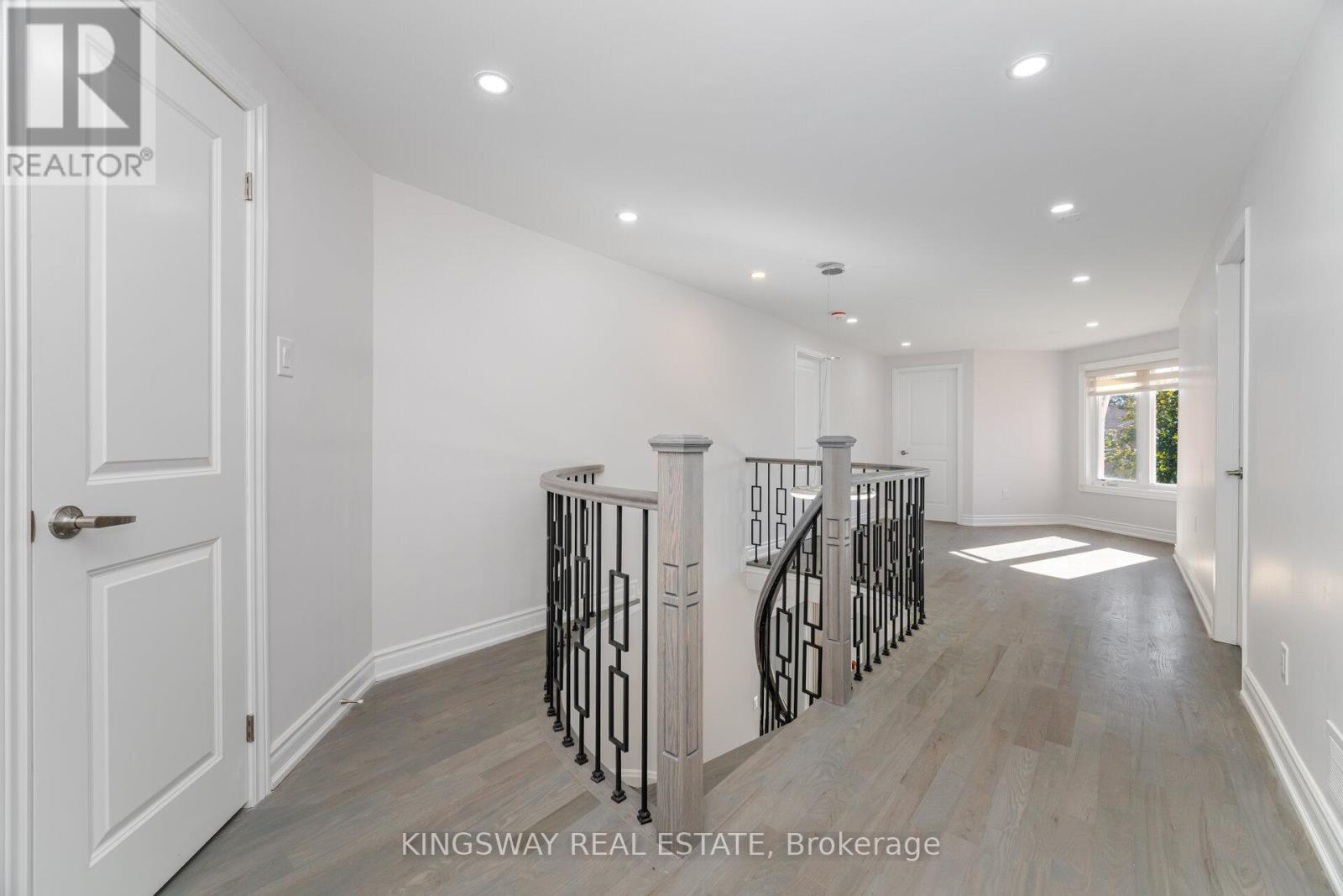 1008 Ceremonial Drive, Mississauga, Ontario  L5R 2Z7 - Photo 22 - W12473695