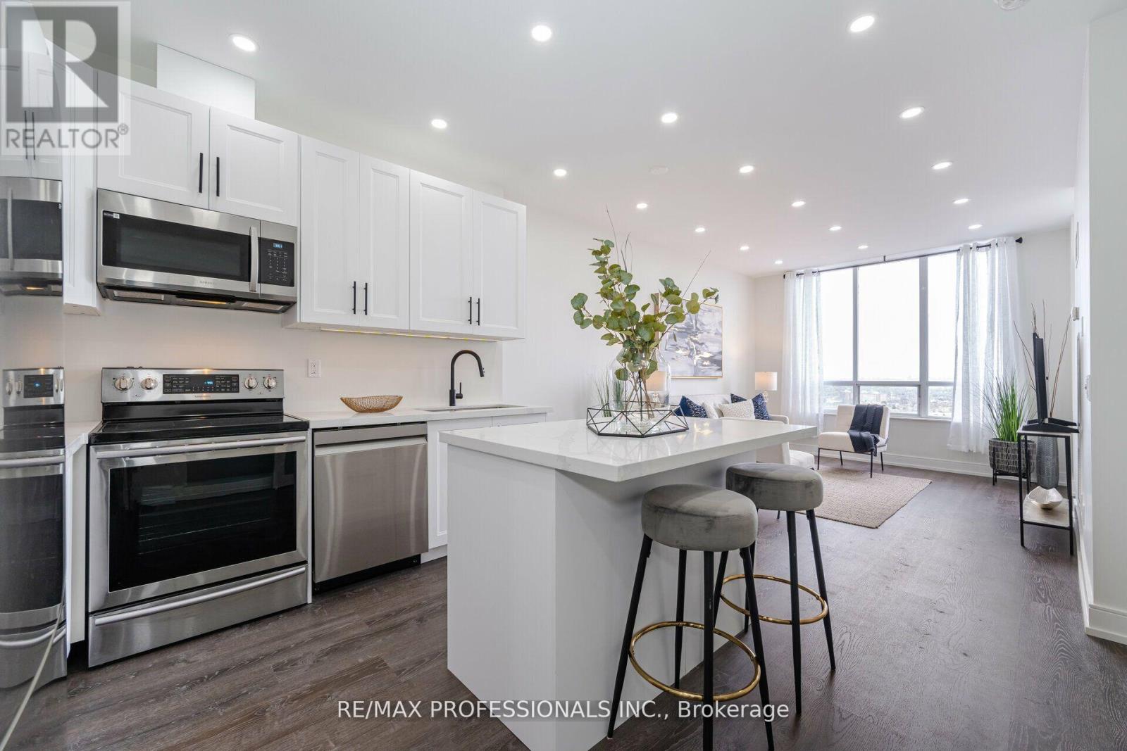 PH21 - 700 HUMBERWOOD BOULEVARD, Toronto, Ontario
