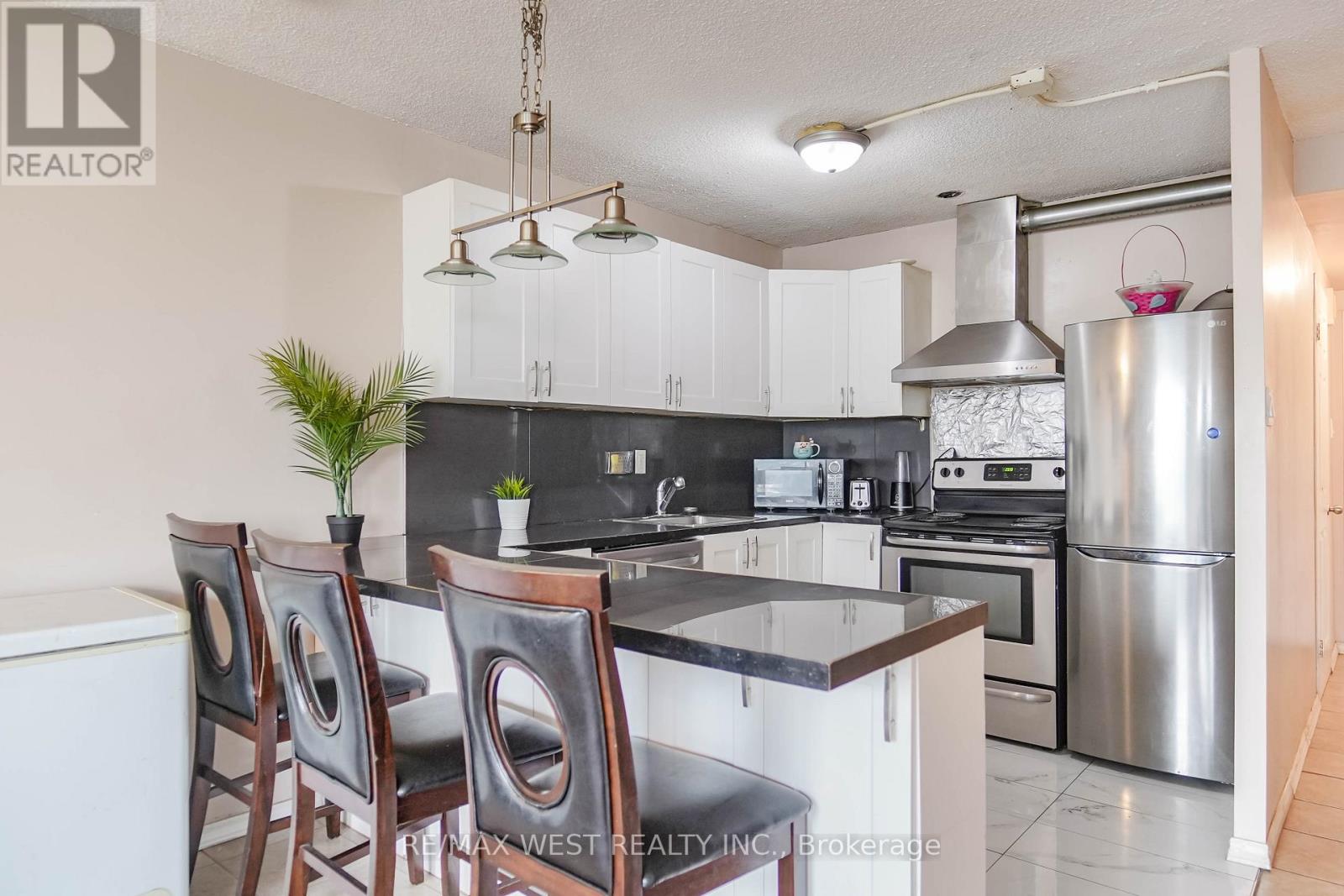 408 - 40 PANORAMA COURT, Toronto, Ontario