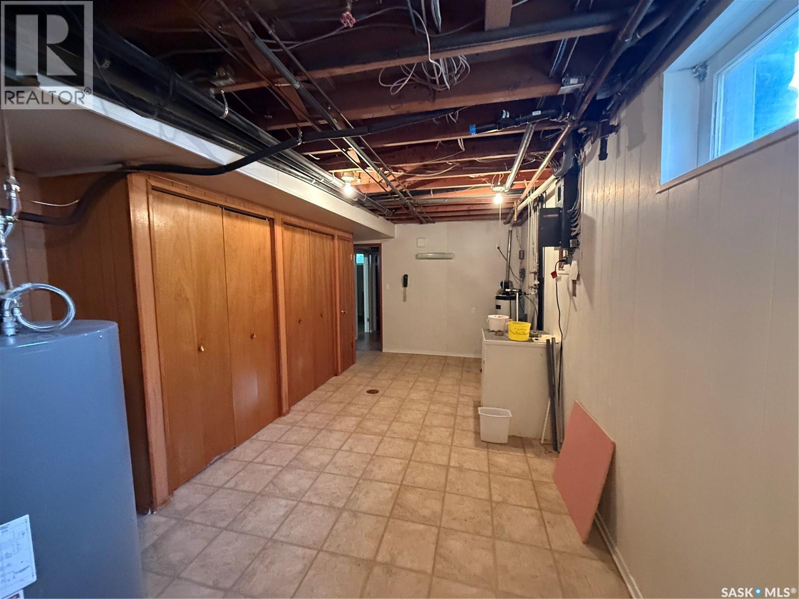 507 7th Avenue E, Assiniboia, Saskatchewan  S0H 0B0 - Photo 19 - SK021201