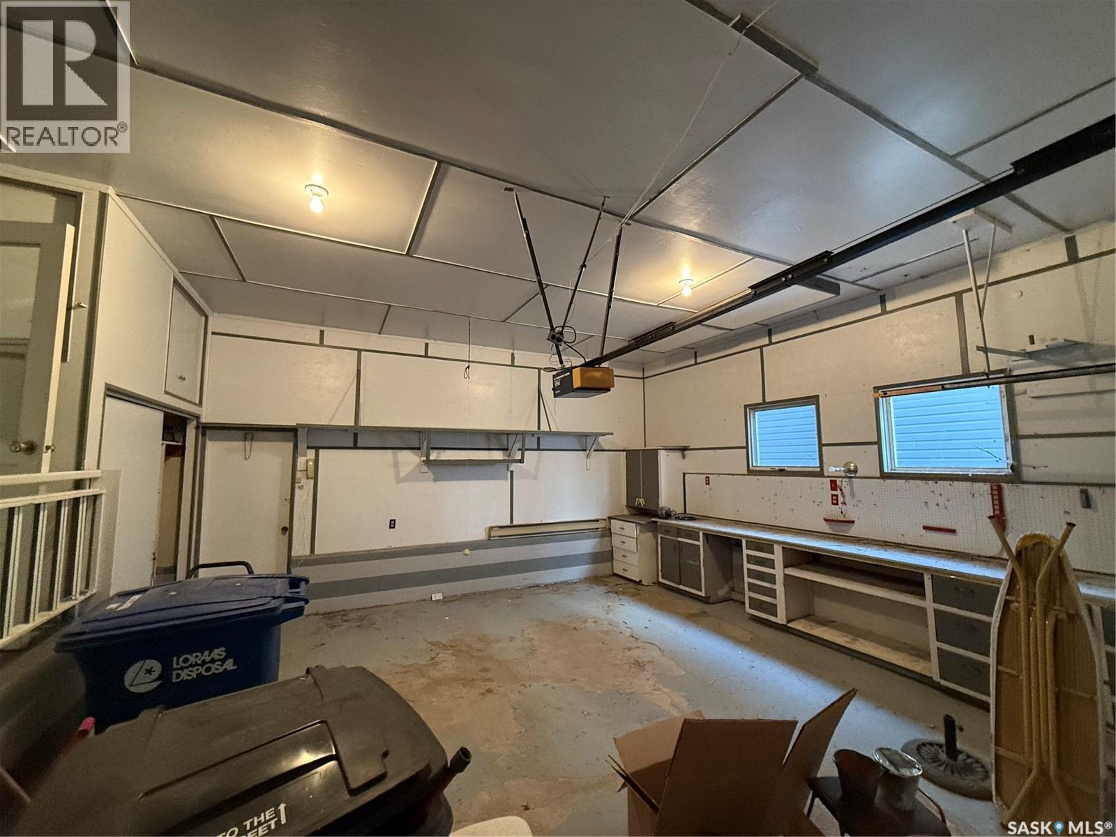 507 7th Avenue E, Assiniboia, Saskatchewan  S0H 0B0 - Photo 26 - SK021201