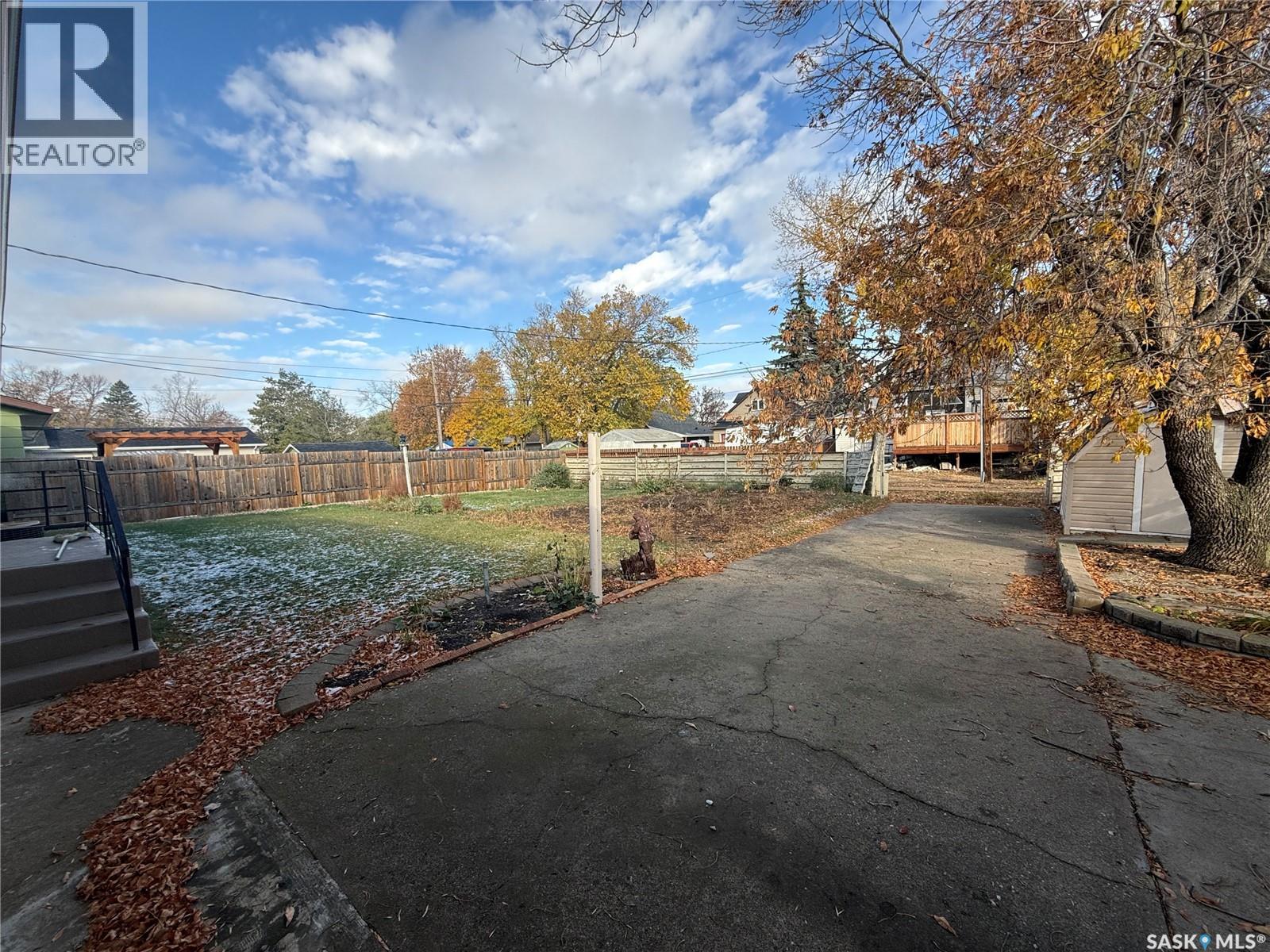 507 7th Avenue E, Assiniboia, Saskatchewan  S0H 0B0 - Photo 29 - SK021201