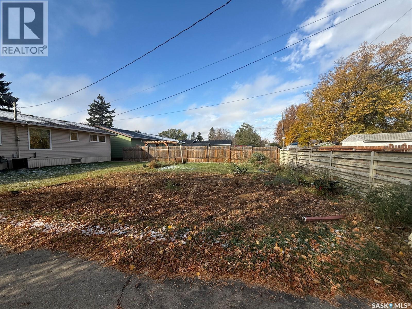 507 7th Avenue E, Assiniboia, Saskatchewan  S0H 0B0 - Photo 31 - SK021201