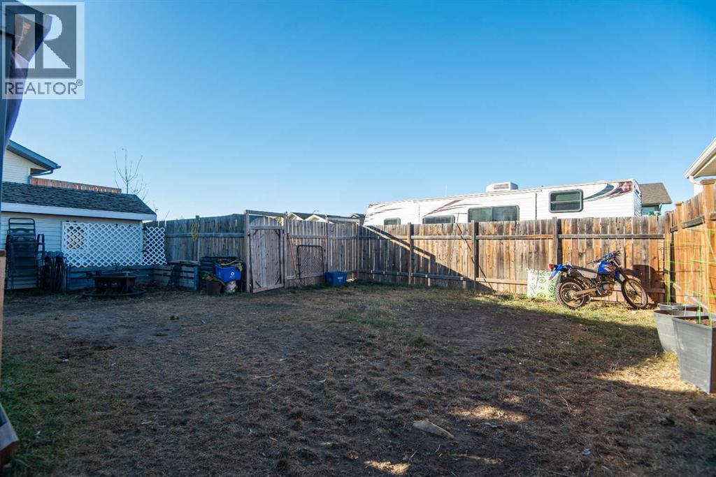 22 Woodbine Avenue, Blackfalds, Alberta  T4M 0K5 - Photo 44 - A2265599