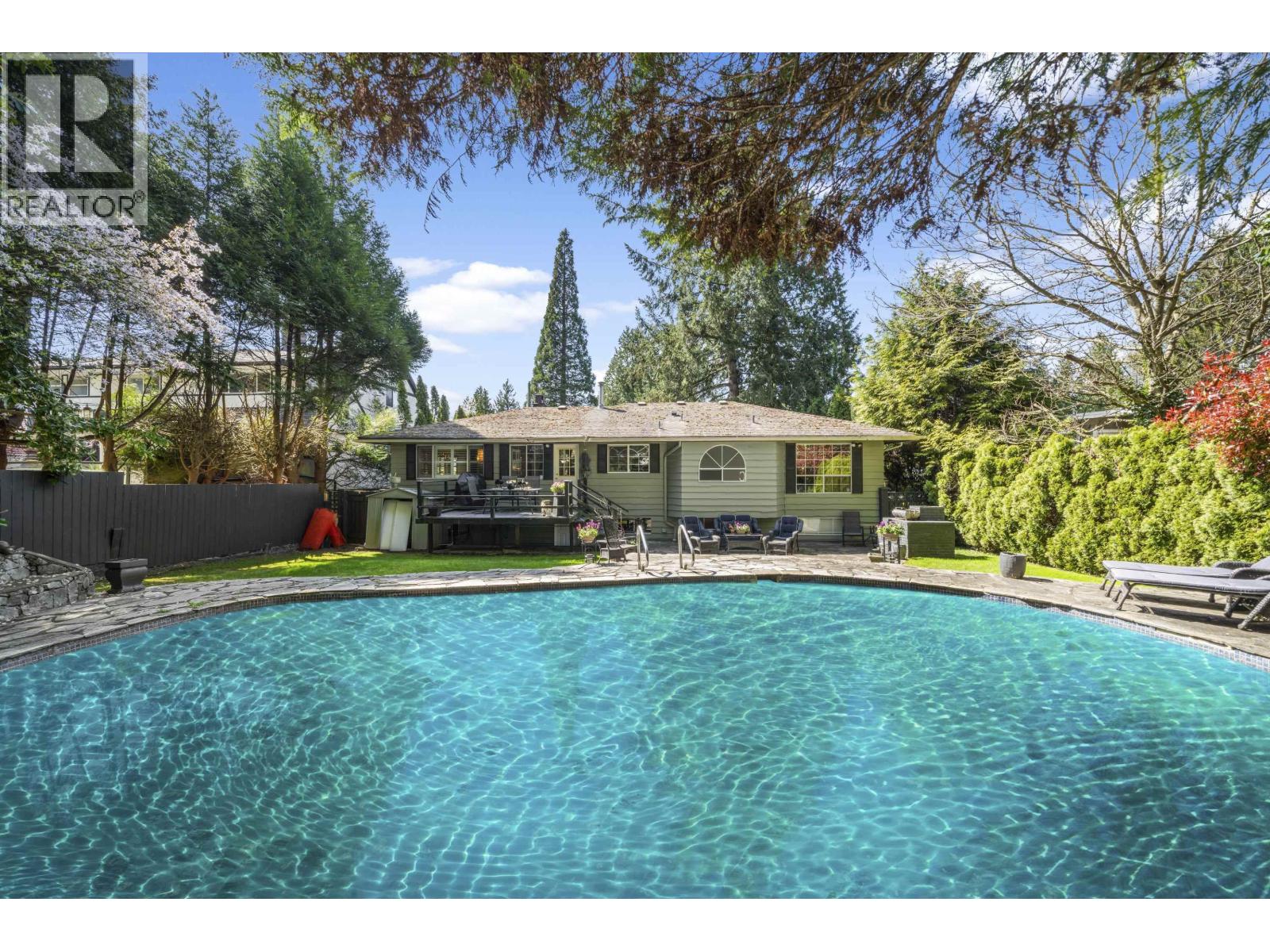 605 Victor Street, Coquitlam, British Columbia  V3J 3V4 - Photo 23 - R3048340