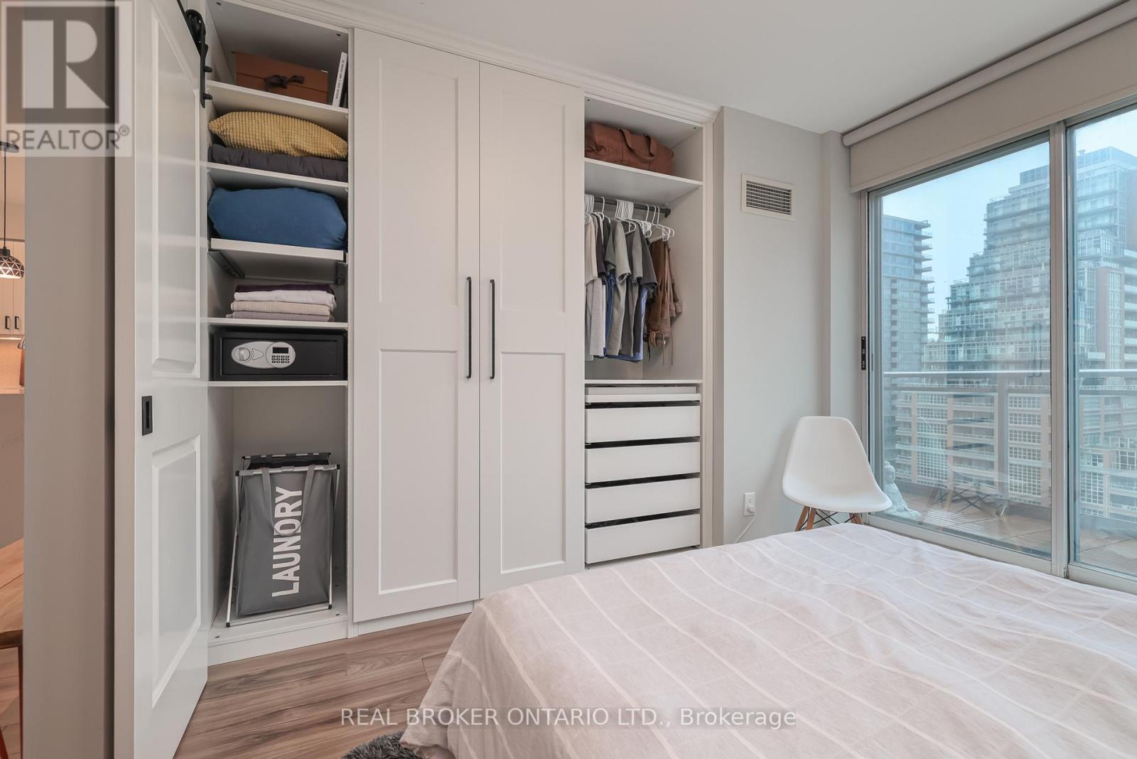 905 - 50 Lynn Williams Street, Toronto, Ontario  M6K 3R9 - Photo 17 - C12473715