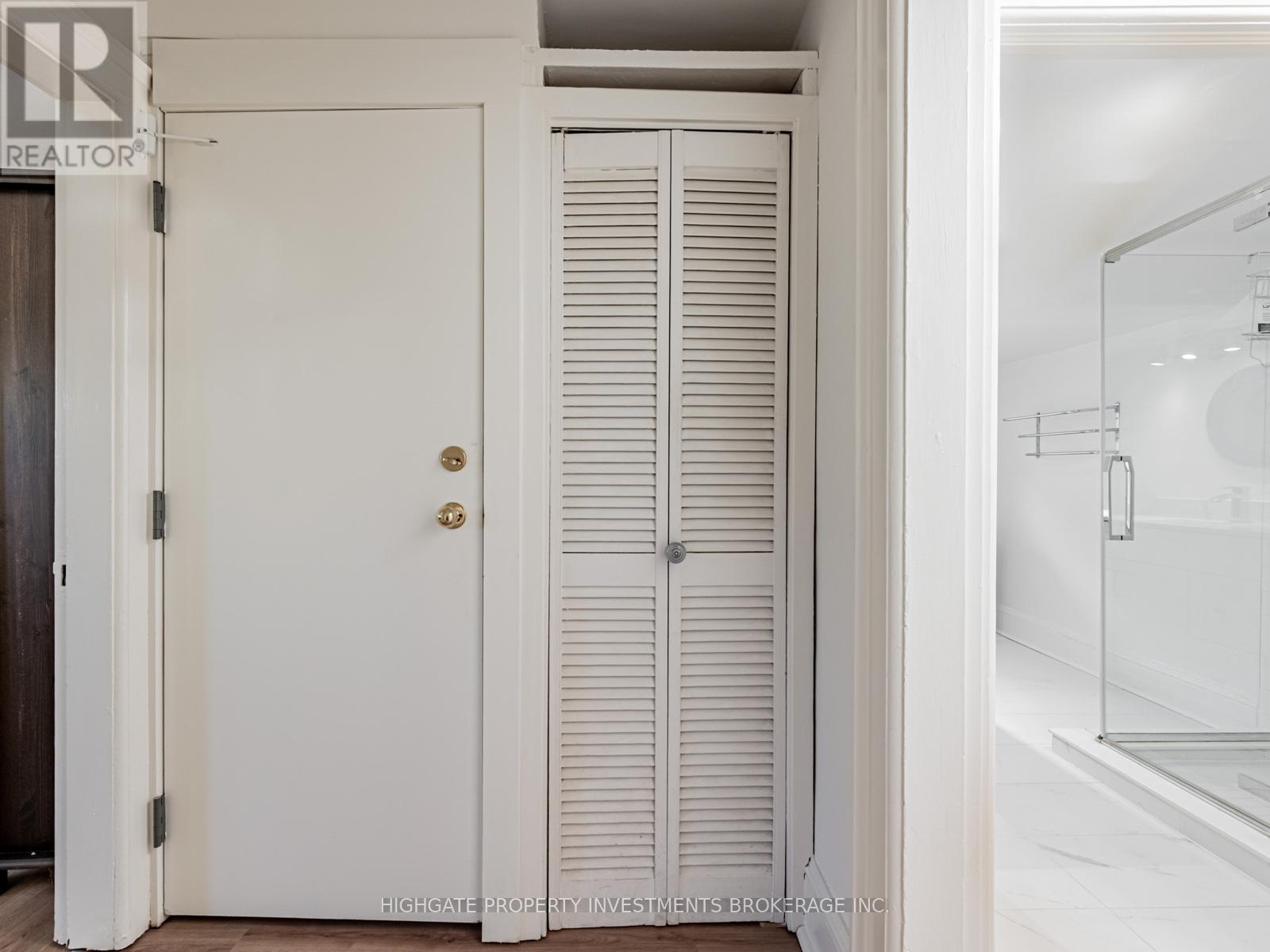 3rd Flr - 351 Palmerston Boulevard, Toronto, Ontario  M6G 2N5 - Photo 22 - C12473748