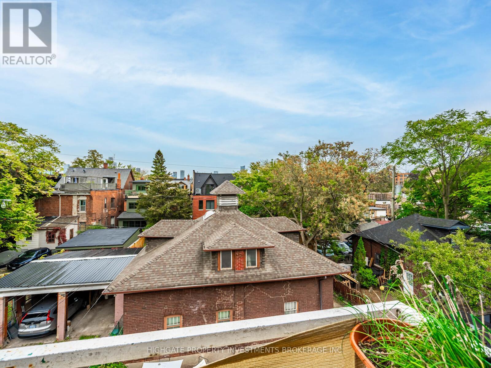 3rd Flr - 351 Palmerston Boulevard, Toronto, Ontario  M6G 2N5 - Photo 24 - C12473748